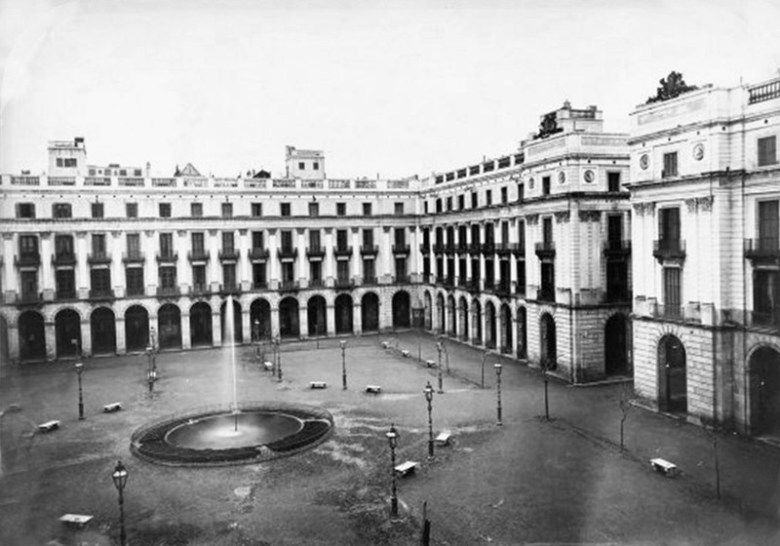 Antigua-Placa-Real.jpg