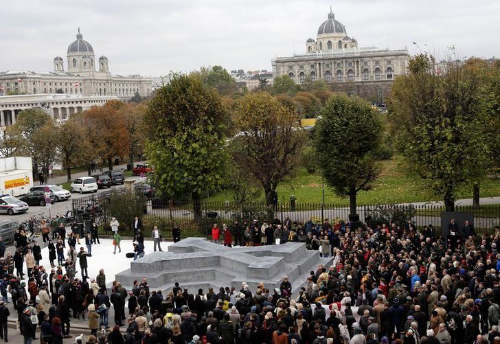 Viena inaugura monumento a desertores da Segunda Guerra Mundial