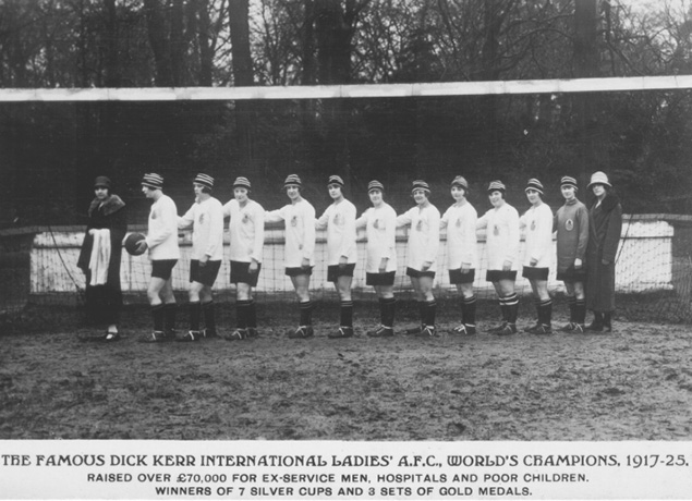 Las Dick, Kerr Ladies en 1925.
